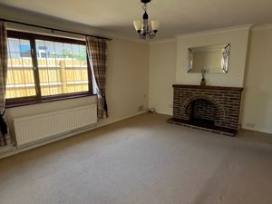 Sitting Room- click for photo gallery